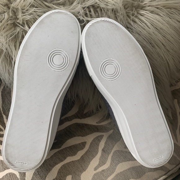 Charlotte Olympia Broken Heart Alex
Slip-On Sneakers💔 - Picture 11 of 13